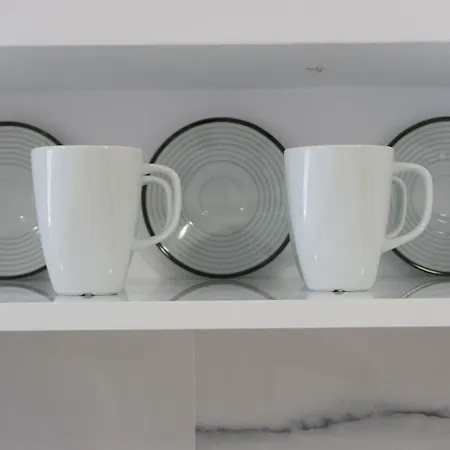 Urban Apartment *
